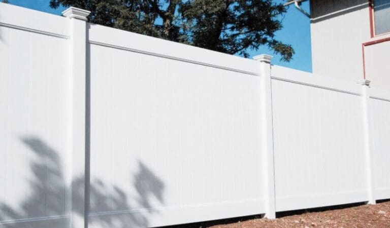 vinyl fence